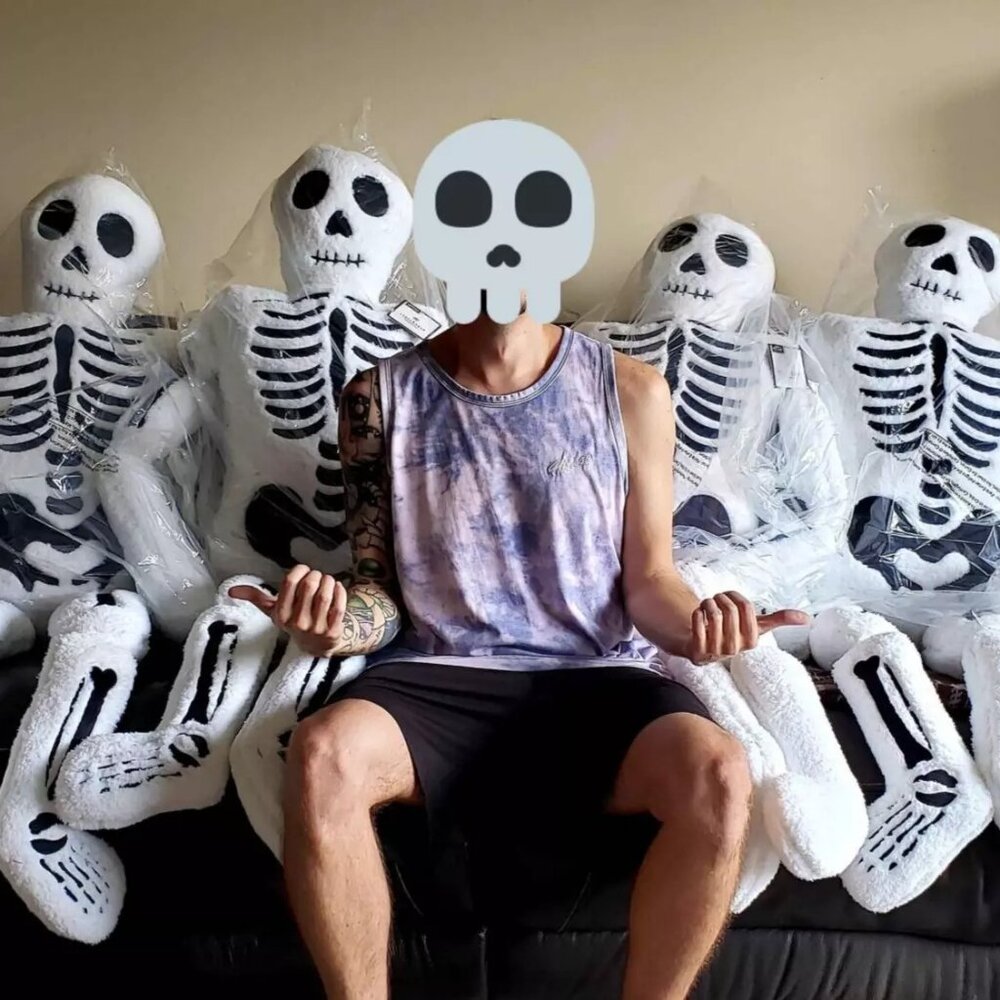 LARGE Oversized Skeleton Pillow Halloween Decor Plush Full Body 30” X 60” NEW 💀